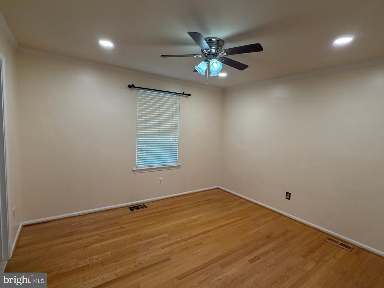 13480 Foxlease Ct - Photo 7 of 17