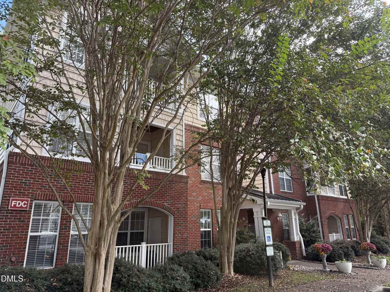 1114 Arborgate Cir