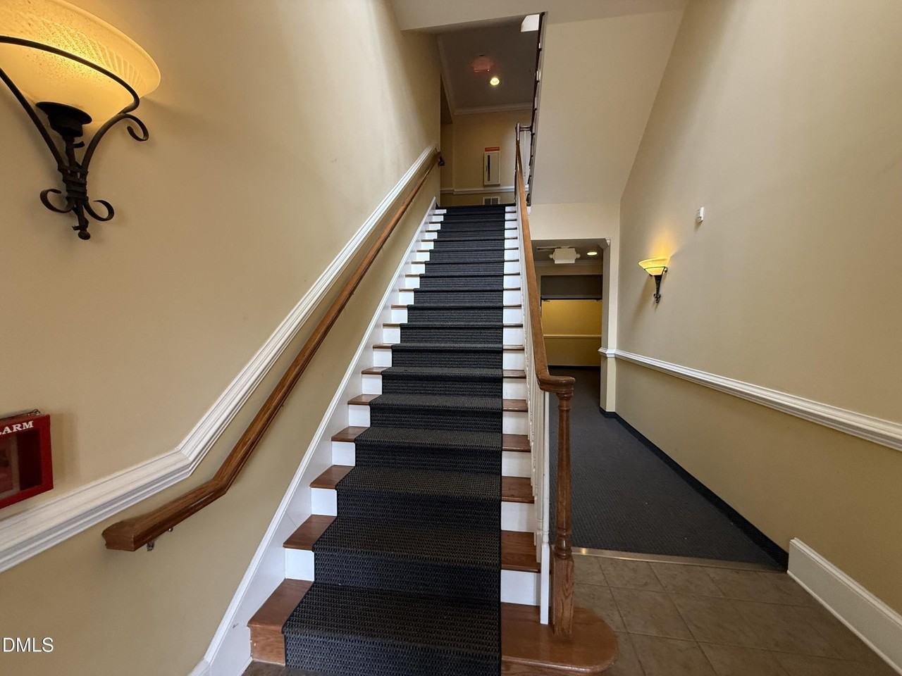 1114 Arborgate Cir - Photo 2 of 18