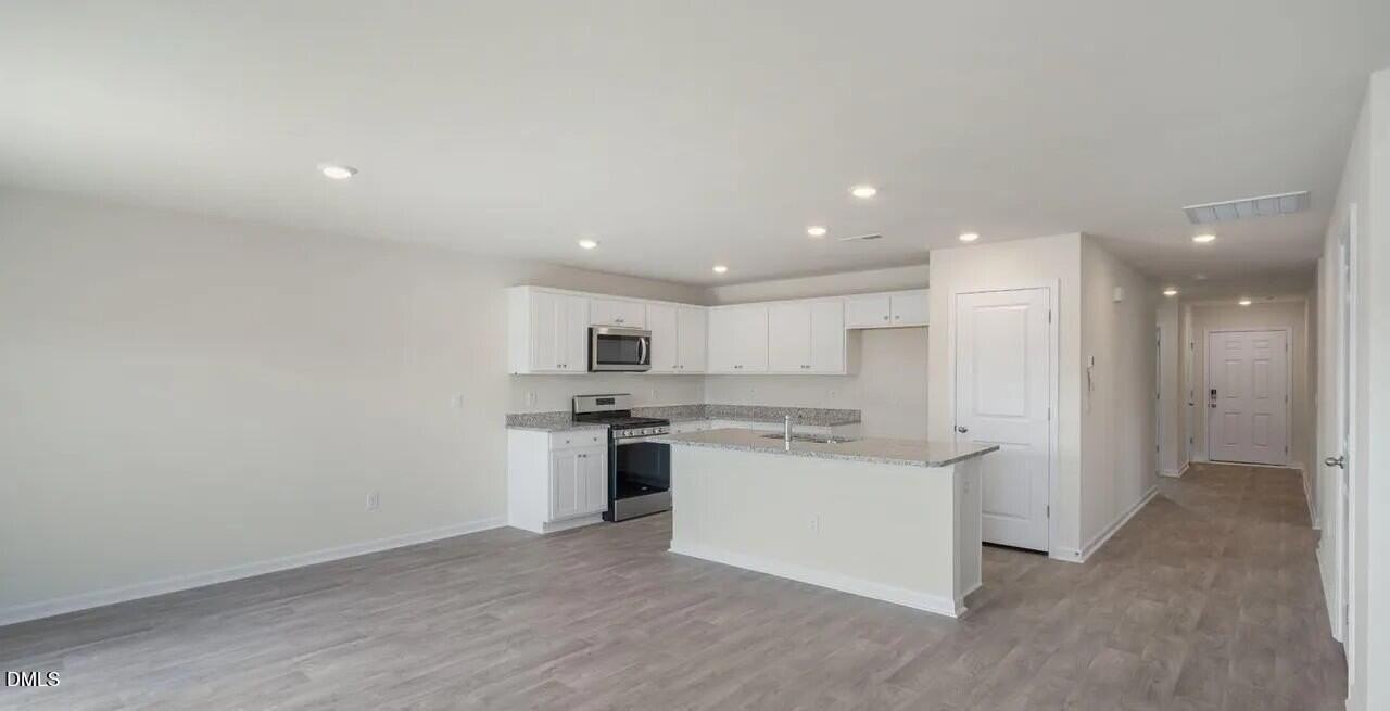 216 Olive Branch St - Photo 3 of 12
