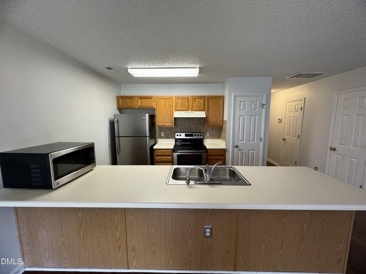4804 Tanglewood Oaks St - Photo 6 of 13