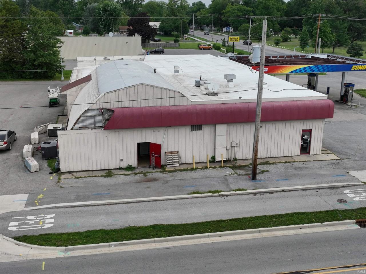 912 S Main St - Photo 5 of 19