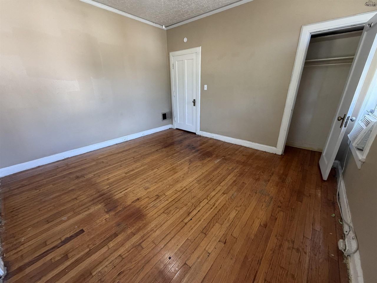 1109 Harrison St #2 - Photo 7 of 9