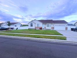 featured image of 4955 W THRUSH Dr