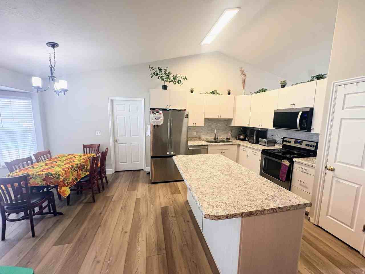 4955 W THRUSH Dr - Photo 4 of 12
