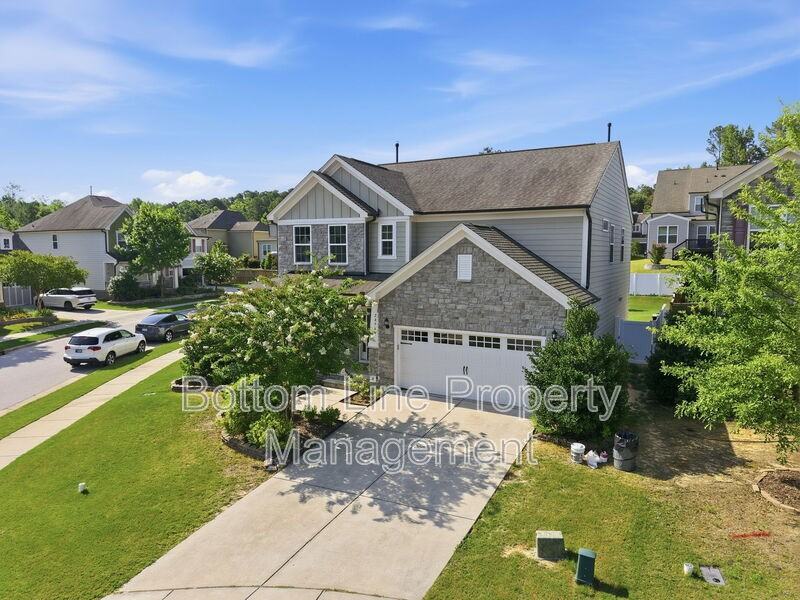 2496 Emily Brook Way - Photo 3 of 50