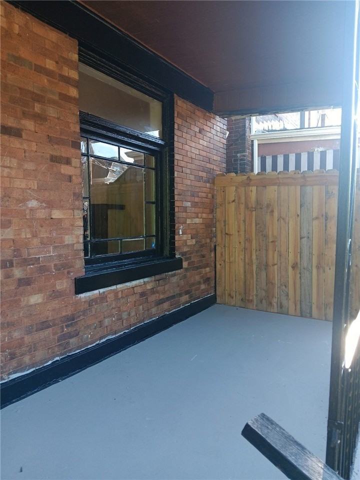 7236 Mount Vernon St - Photo 2 of 13