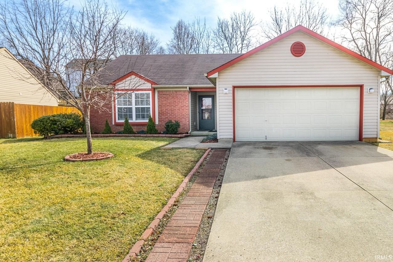 635 S Fieldstone Blvd - Photo 3 of 33