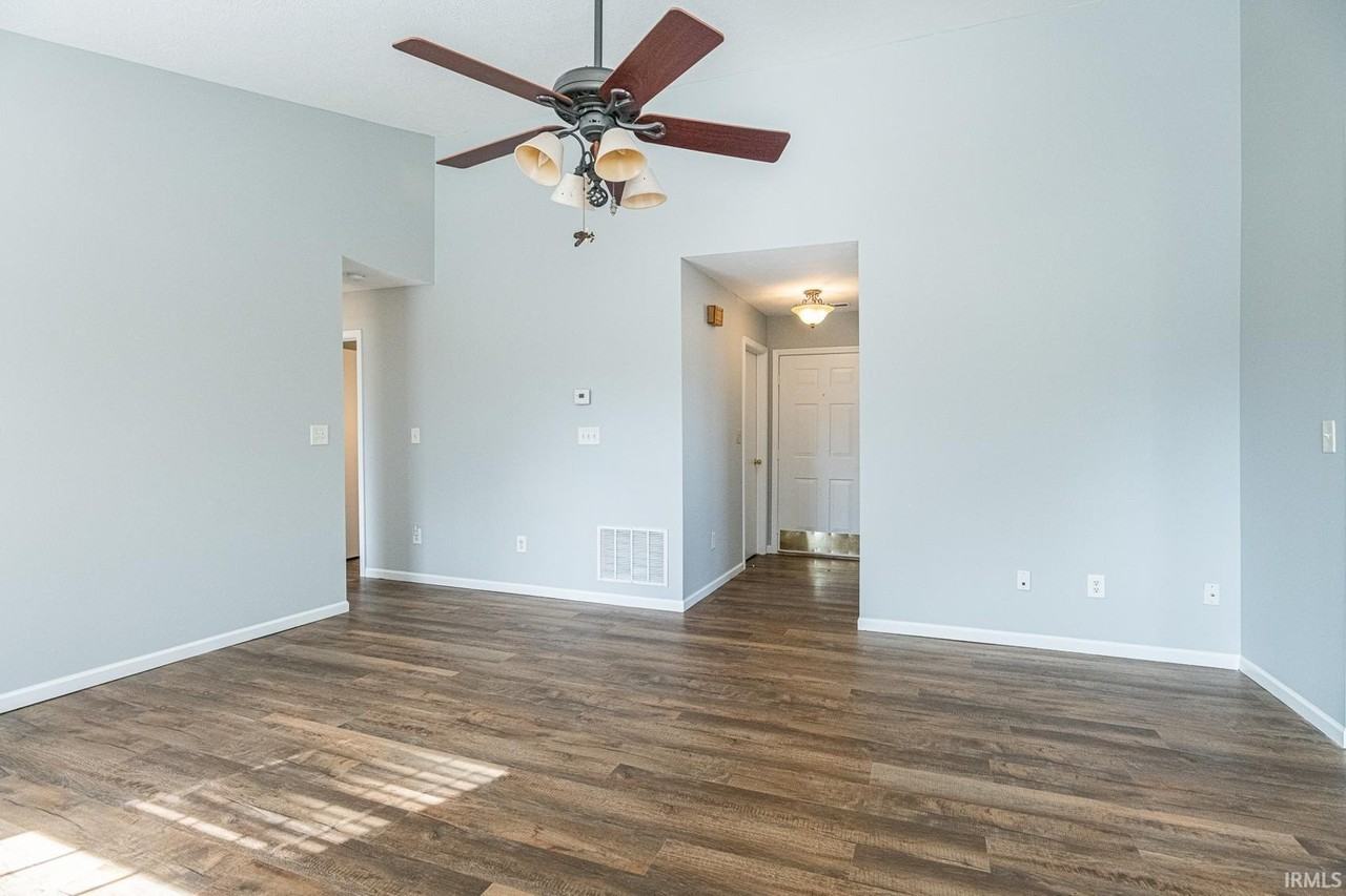635 S Fieldstone Blvd - Photo 5 of 33