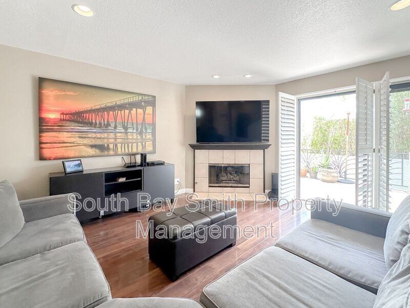 231 N Broadway #4 - Photo 7 of 50