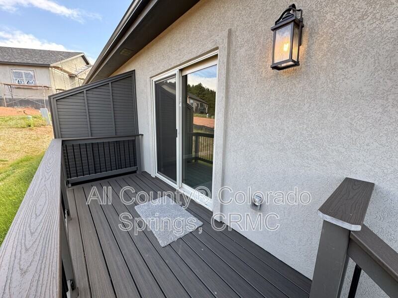 519 Brecken Ct - Photo 5 of 23