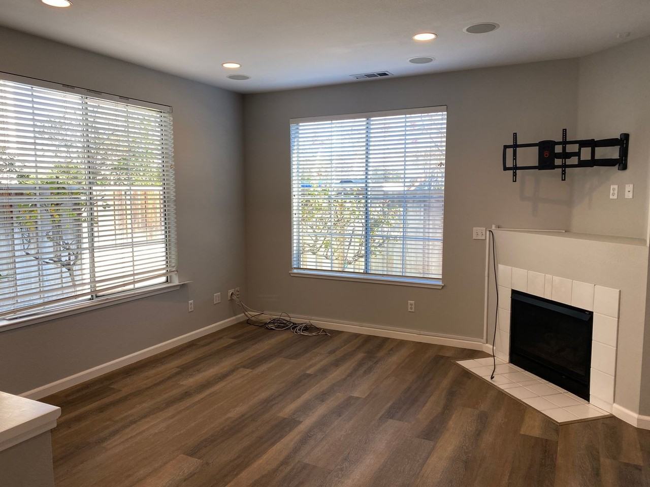 314 Ballymore Cir - Photo 2 of 15