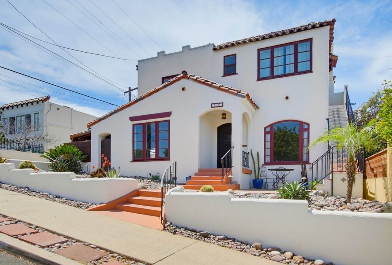 2615 Myrtle Ave - Photo 2 of 50
