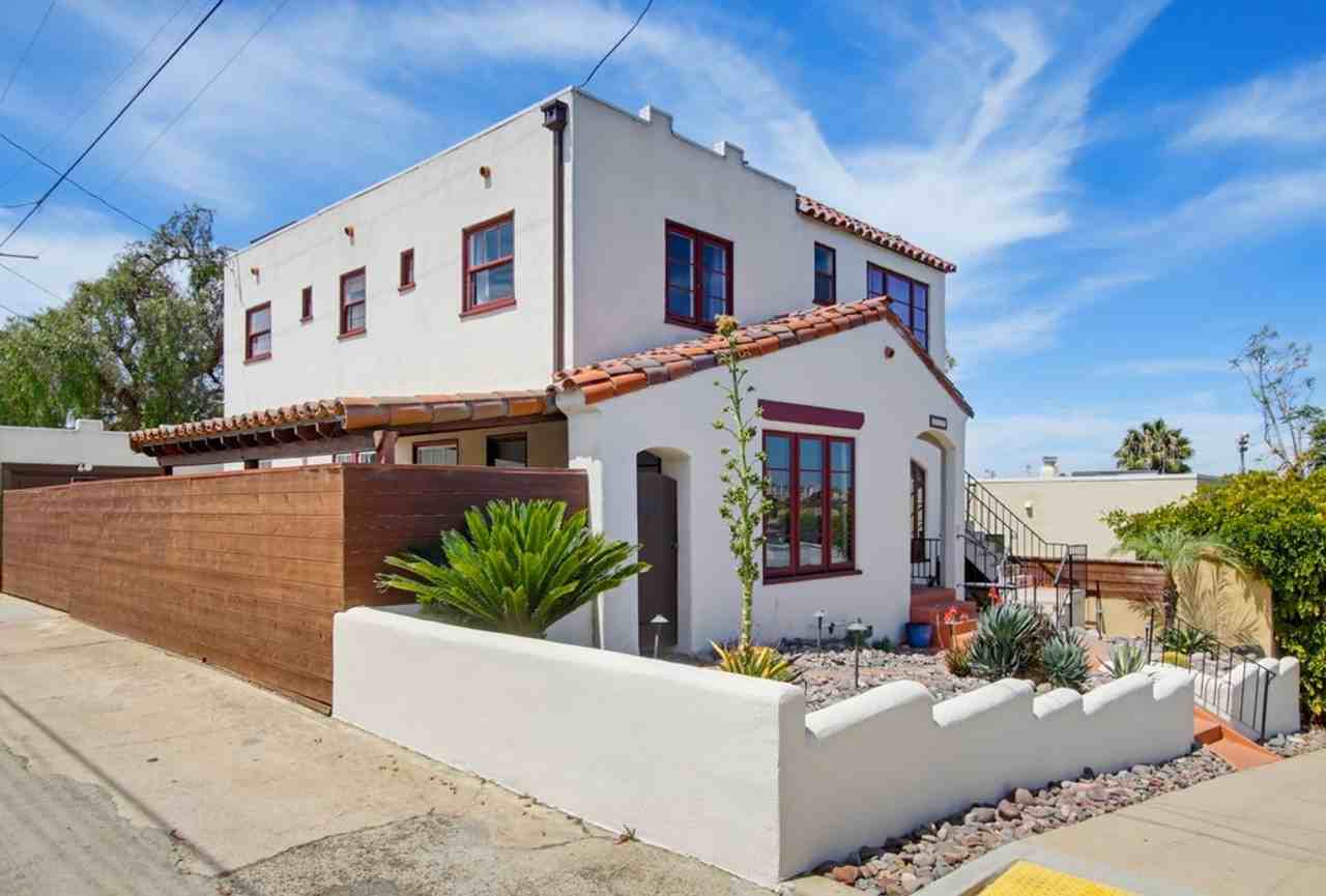 2615 Myrtle Ave - Photo 4 of 50