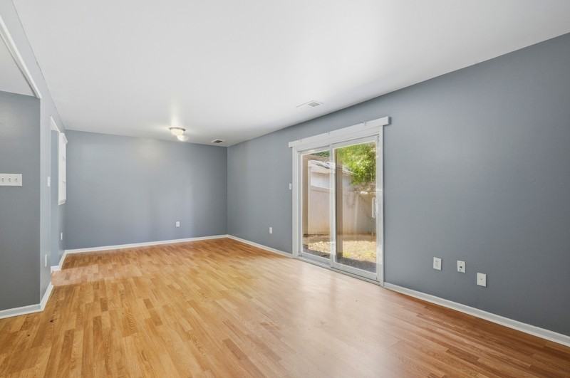 272 Ternwing Dr - Photo 2 of 22