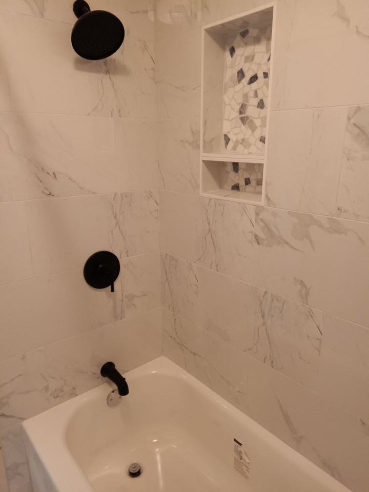 5012 Creekwood Ter #5014 - Photo 4 of 7
