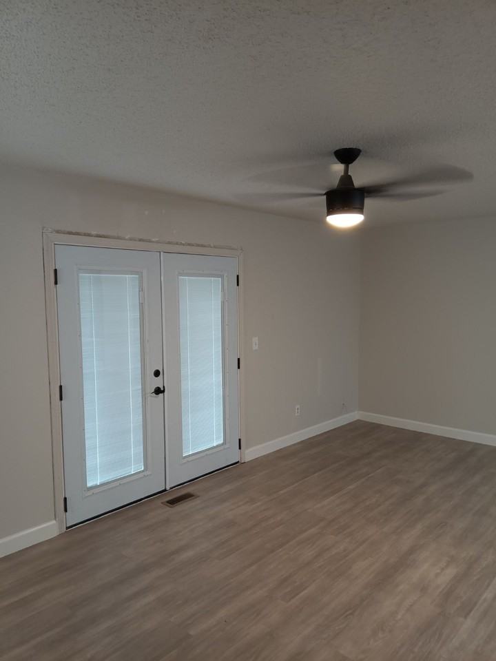 5012 Creekwood Ter #5014 - Photo 6 of 7