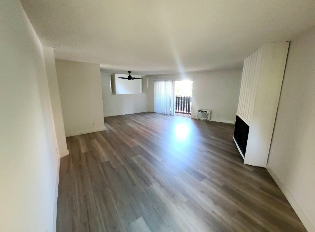 909 Westbourne Drive - Photo 4 of 17