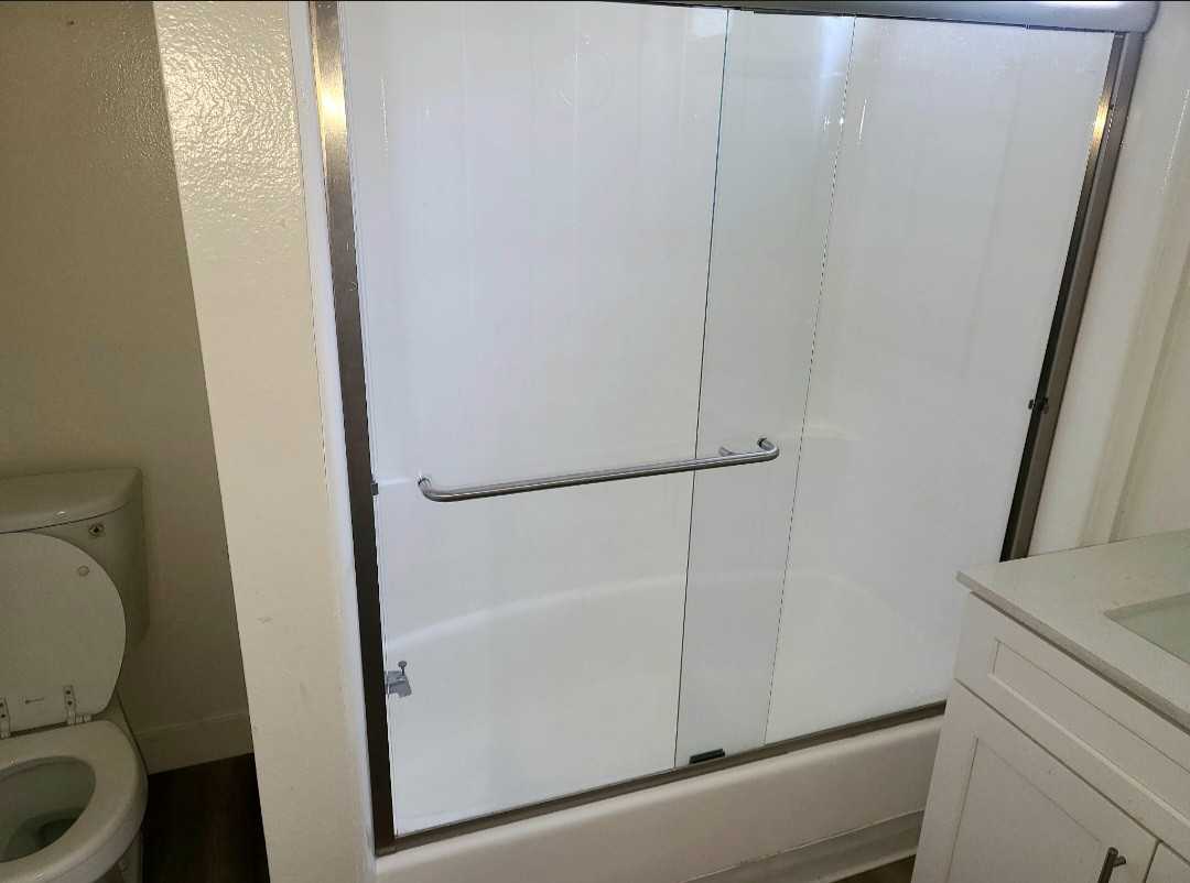 909 Westbourne Drive - Photo 6 of 17