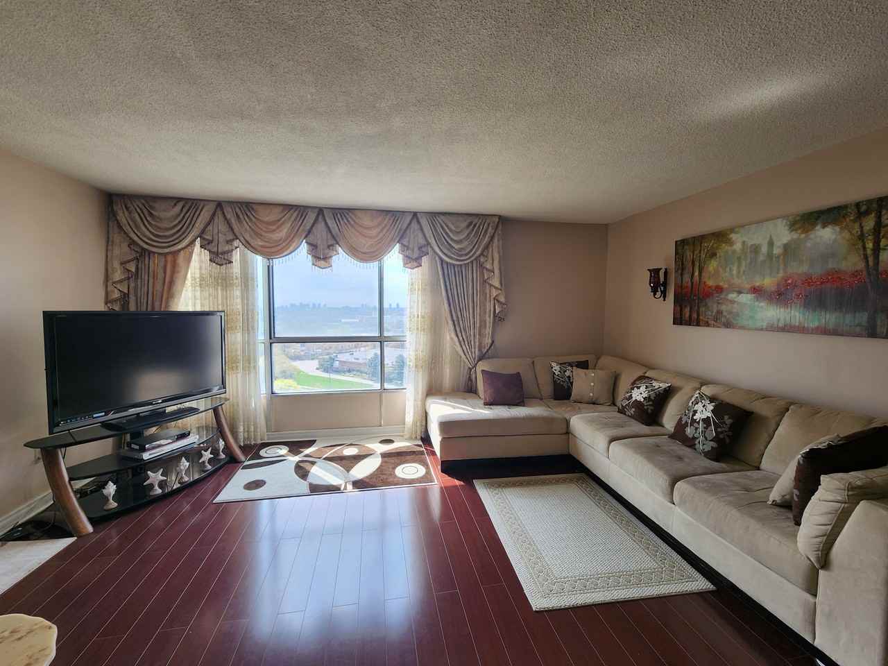10 Martha Eaton Way #1609 - Photo 3 of 15