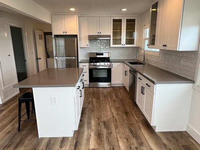 710 Moraga St #D - Photo 4 of 14