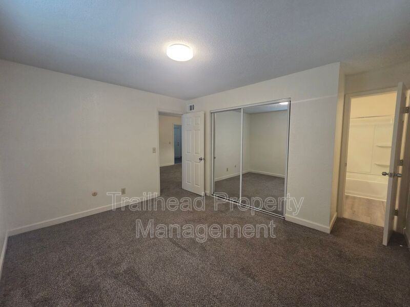 1302 E T C Road #D - Photo 7 of 8