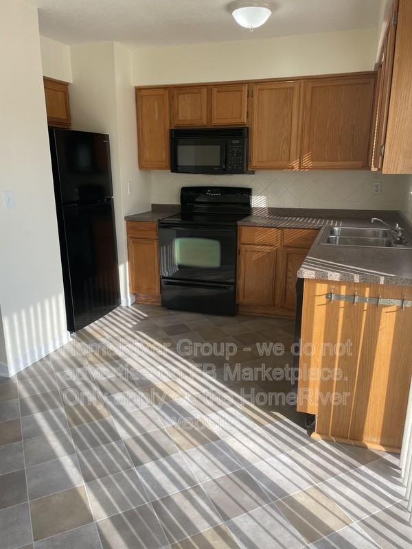 9269 Nieman Rd - Photo 3 of 14