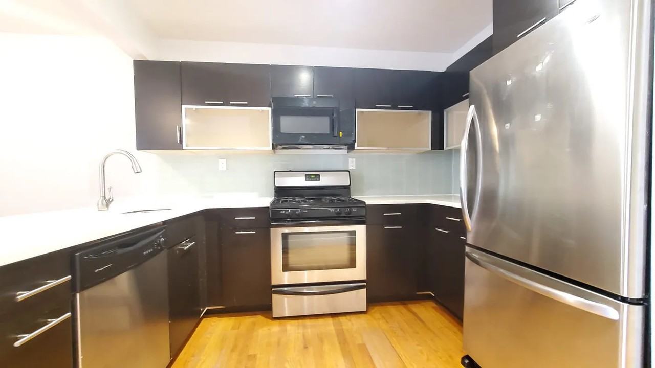 291 Clifton Place #3 - Photo 4 of 16