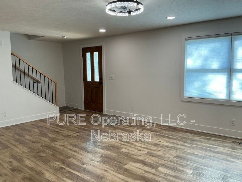 316 N 13th St - Photo 4 of 32