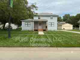 featured image of 316 N 13th St