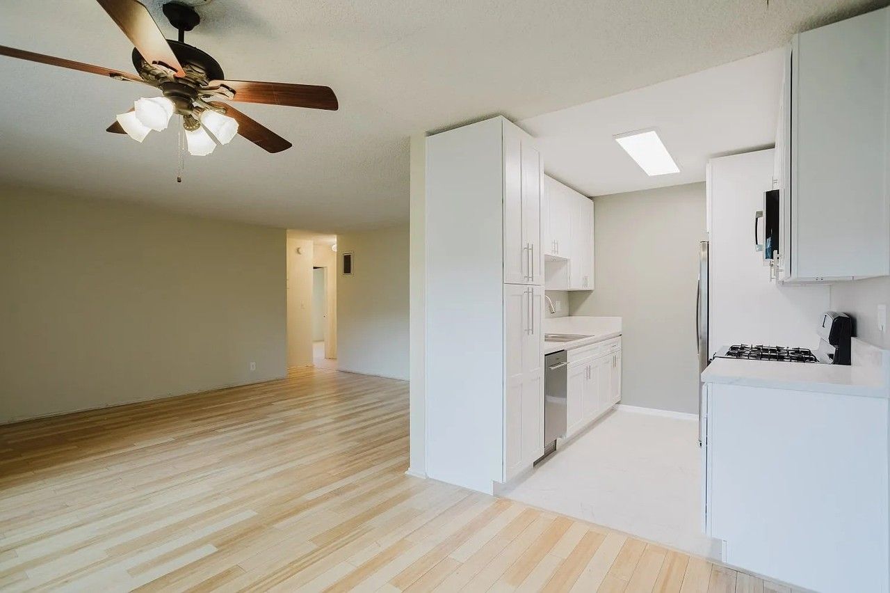 2203 N Verdugo Rd #2 - Photo 6 of 14