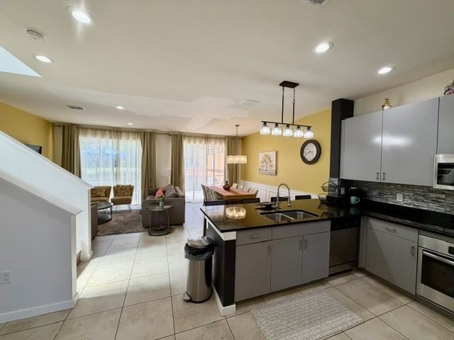 5758 Lesabre Dr - Photo 6 of 50