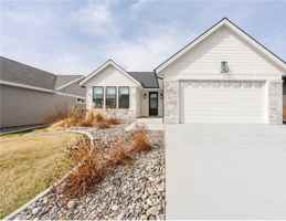 featured image of 2514 Mountain Range Ct