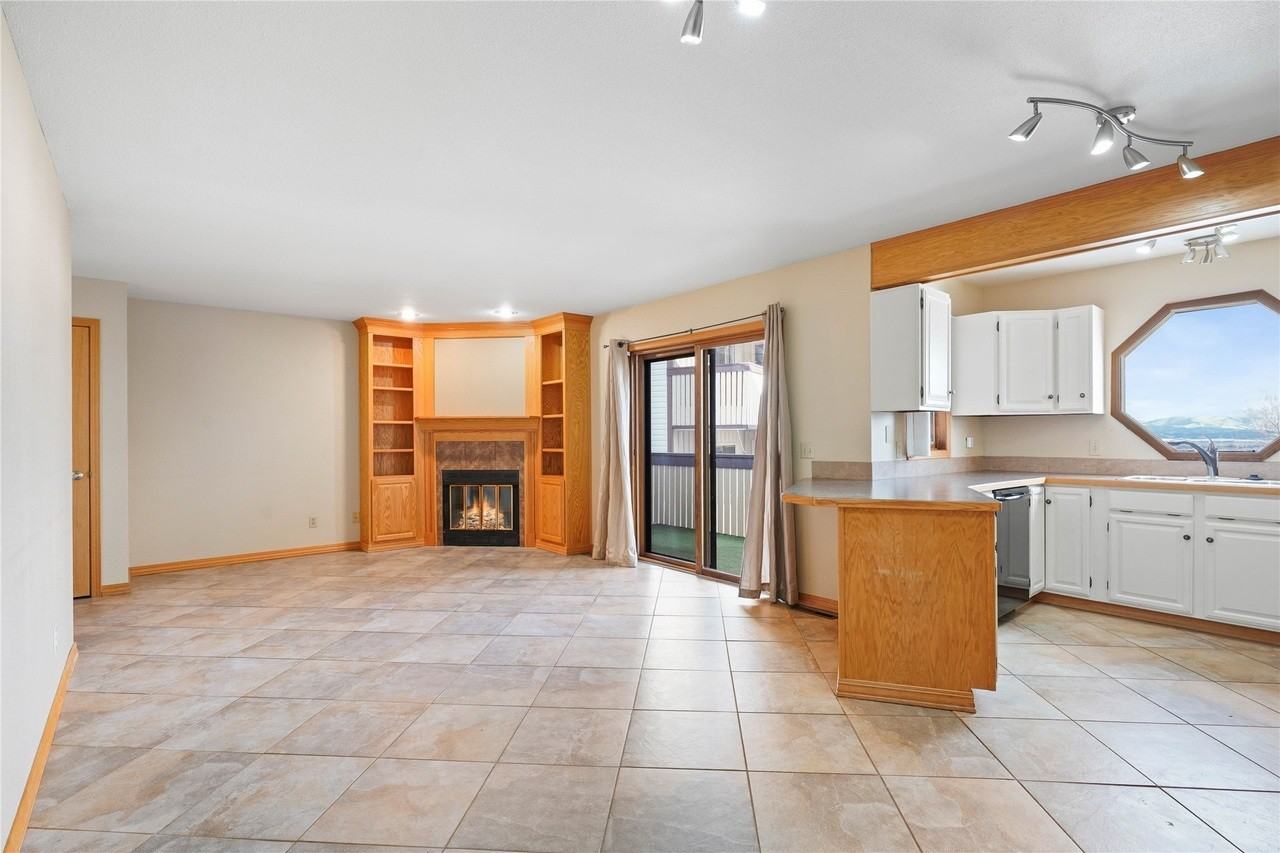 2201 Alpine Dr - Photo 3 of 24
