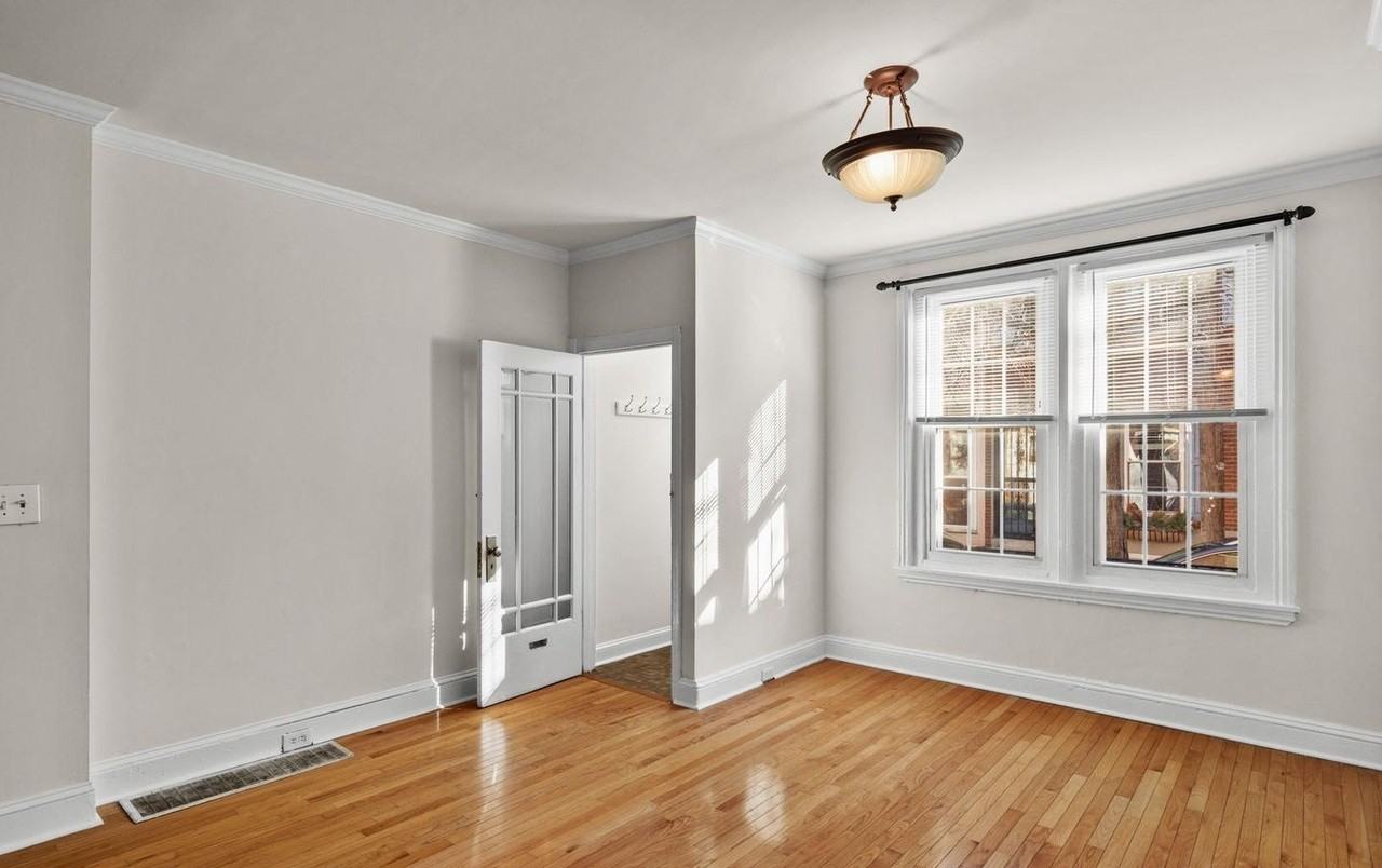 760 N Bucknell St - Photo 3 of 22
