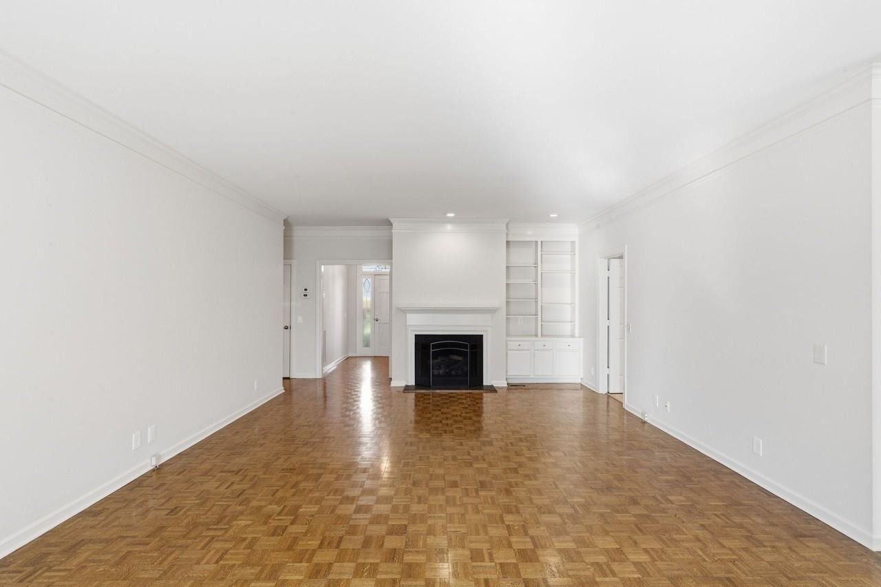 116 Longwood Pl - Photo 4 of 18