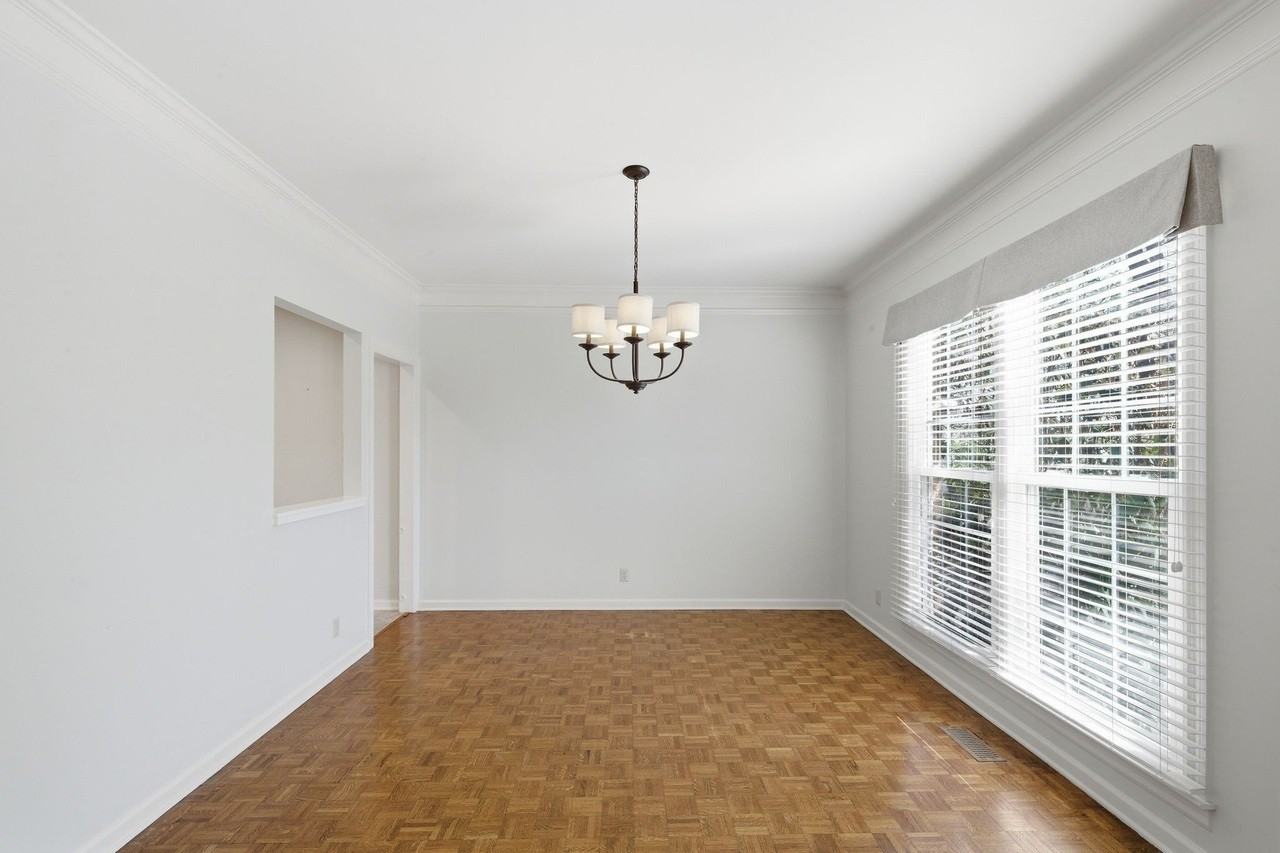 116 Longwood Pl - Photo 7 of 18