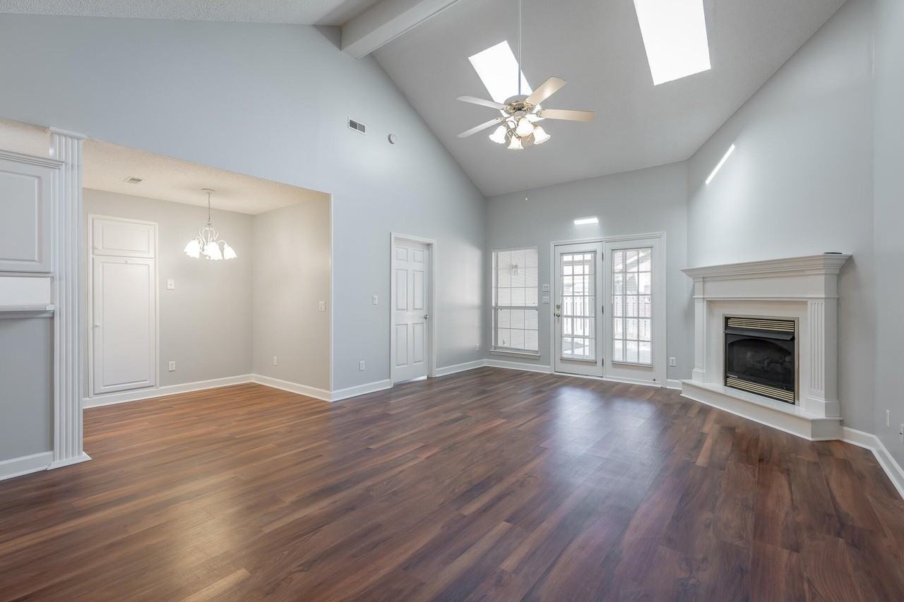 6733 Willow Brook Dr - Photo 3 of 22