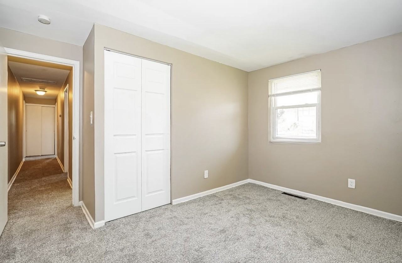 6866 Gilette Dr - Photo 7 of 9