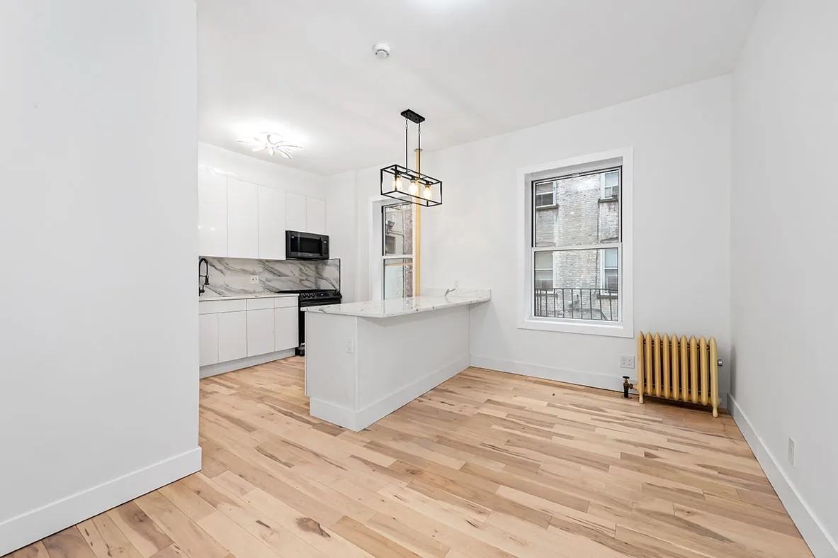2100 Linwood Ave #3L - Photo 2 of 5
