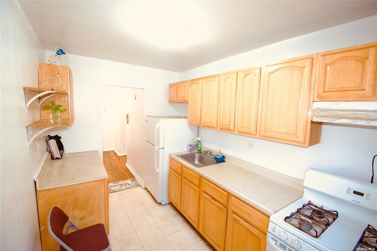 10 Bay Street Lndg #128 - Photo 2 of 5