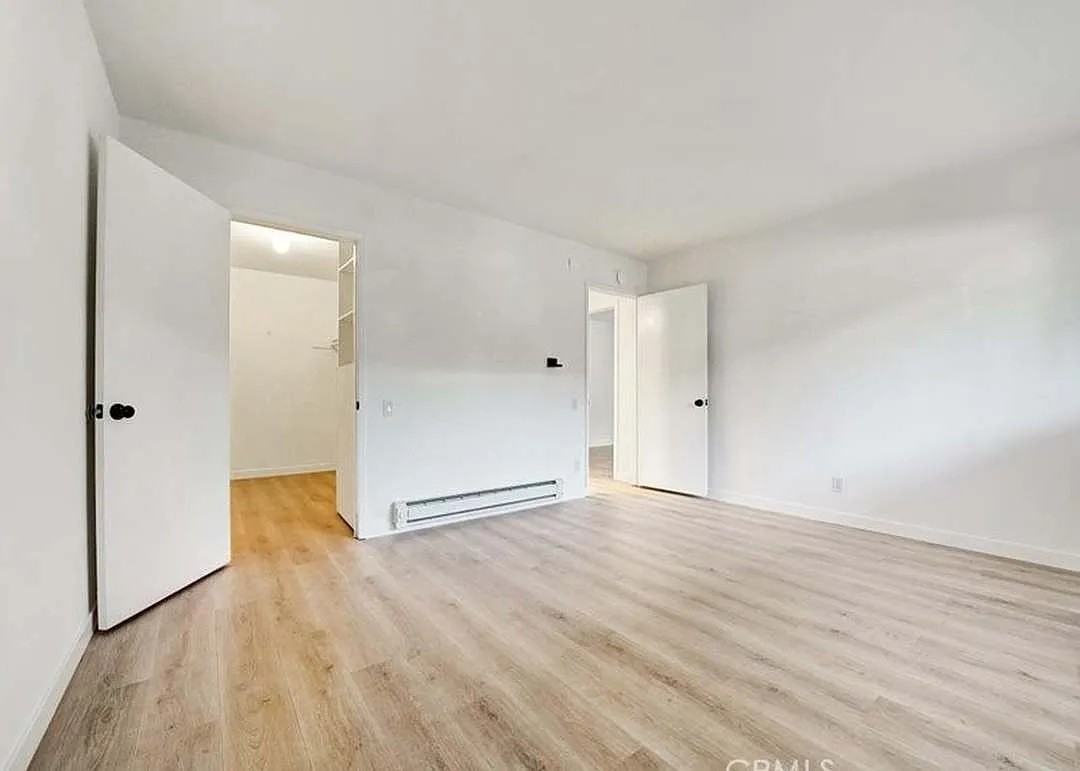 302 S Miraleste Dr #9 - Photo 5 of 5