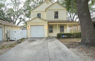 7605 Glades Ct - Photo 1 of 1