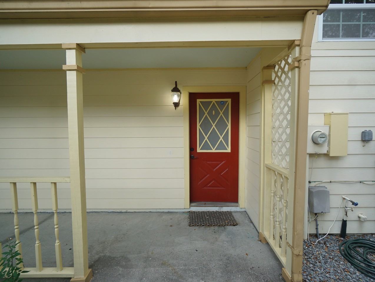 7605 Glades Ct - Photo 3 of 29