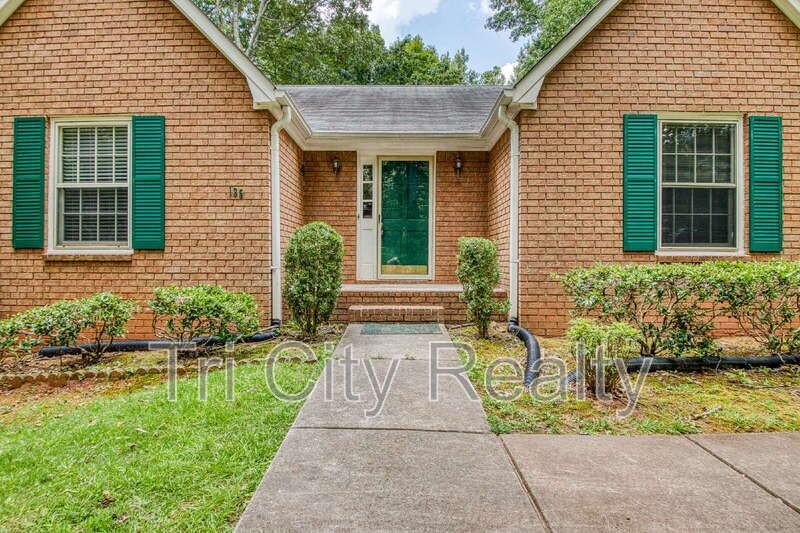 135 Brookside Trce - Photo 6 of 40