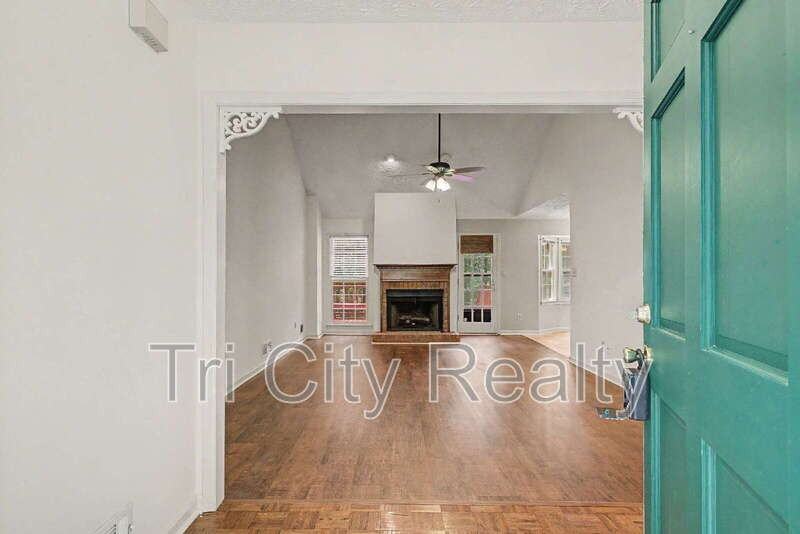 135 Brookside Trce - Photo 7 of 40
