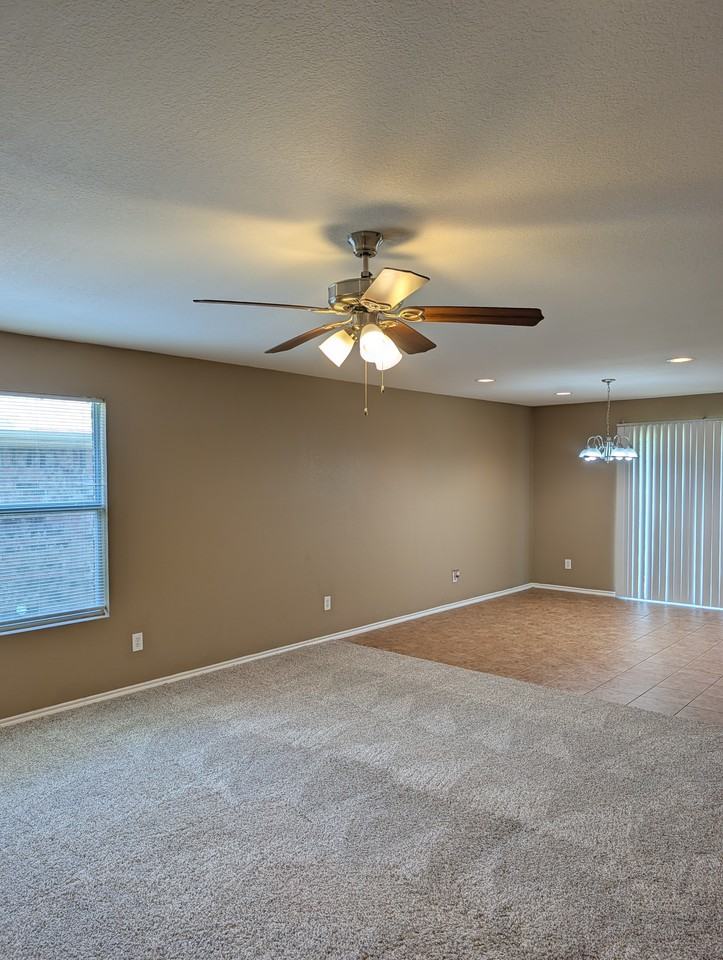 9949 Sparrow Hawk Ln - Photo 4 of 22