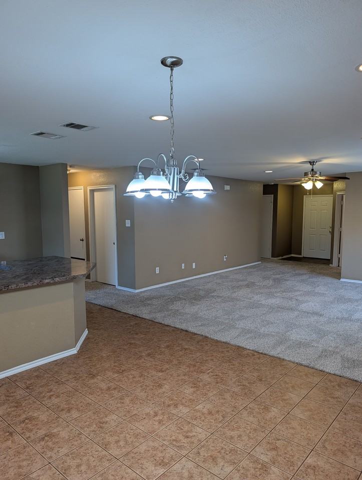 9949 Sparrow Hawk Ln - Photo 5 of 22