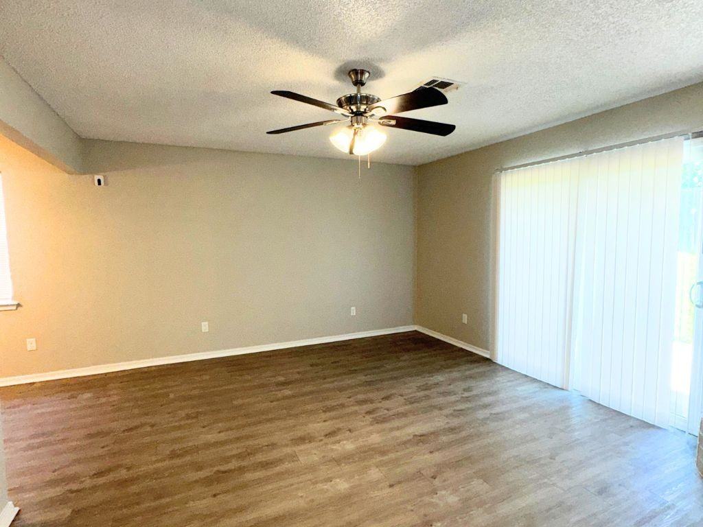 8741 Hillridge Dr - Photo 6 of 21
