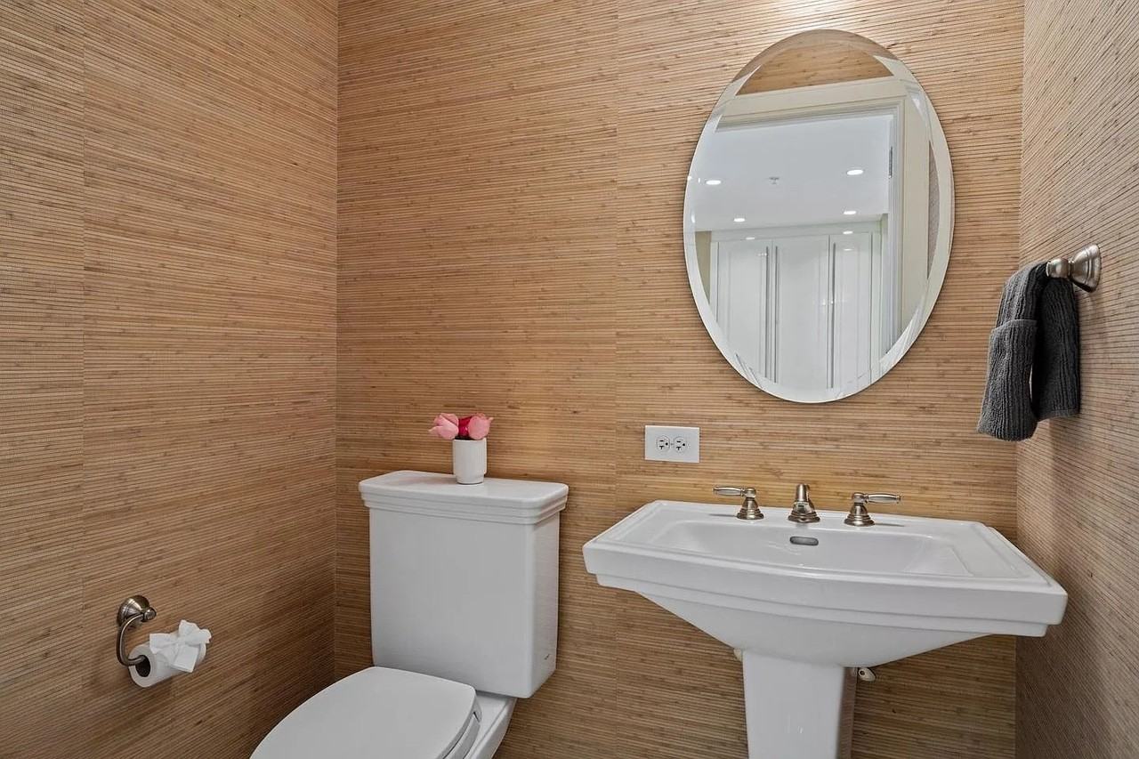 130 S 18th St #503 - Photo 6 of 13